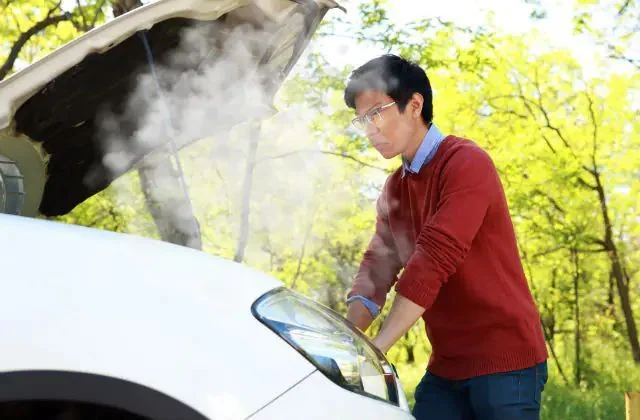 Cara Mencegah Mesin Mobil Overheat
