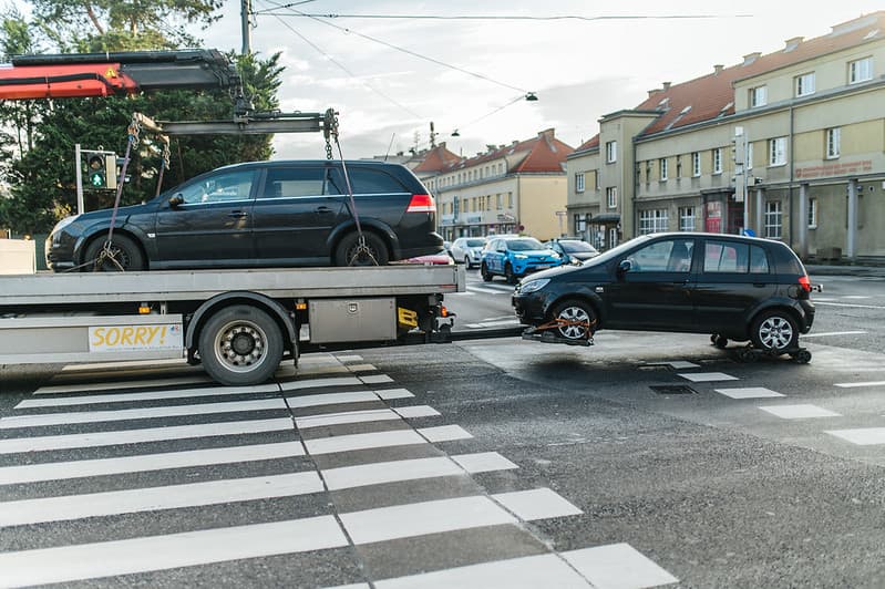 Kesalahan Menderek Mobil
